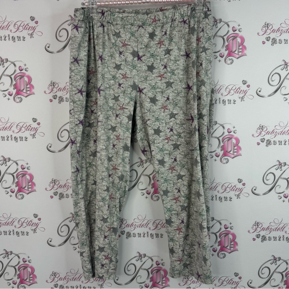 La Vie En Rose capri cropped pants starfish stars ⭐️ Gray Star Patterned Pants